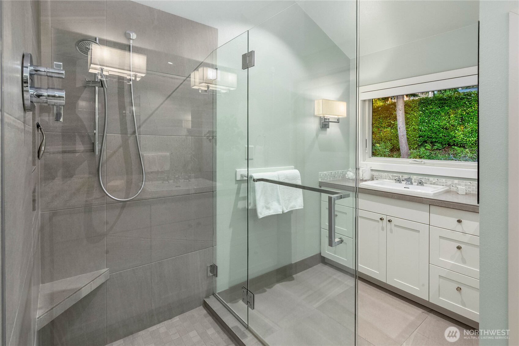 7580 SE 71st Street , Mercer Island, WA 98040