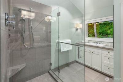 7580 SE 71st Street , Mercer Island, WA 98040 - Photo 16