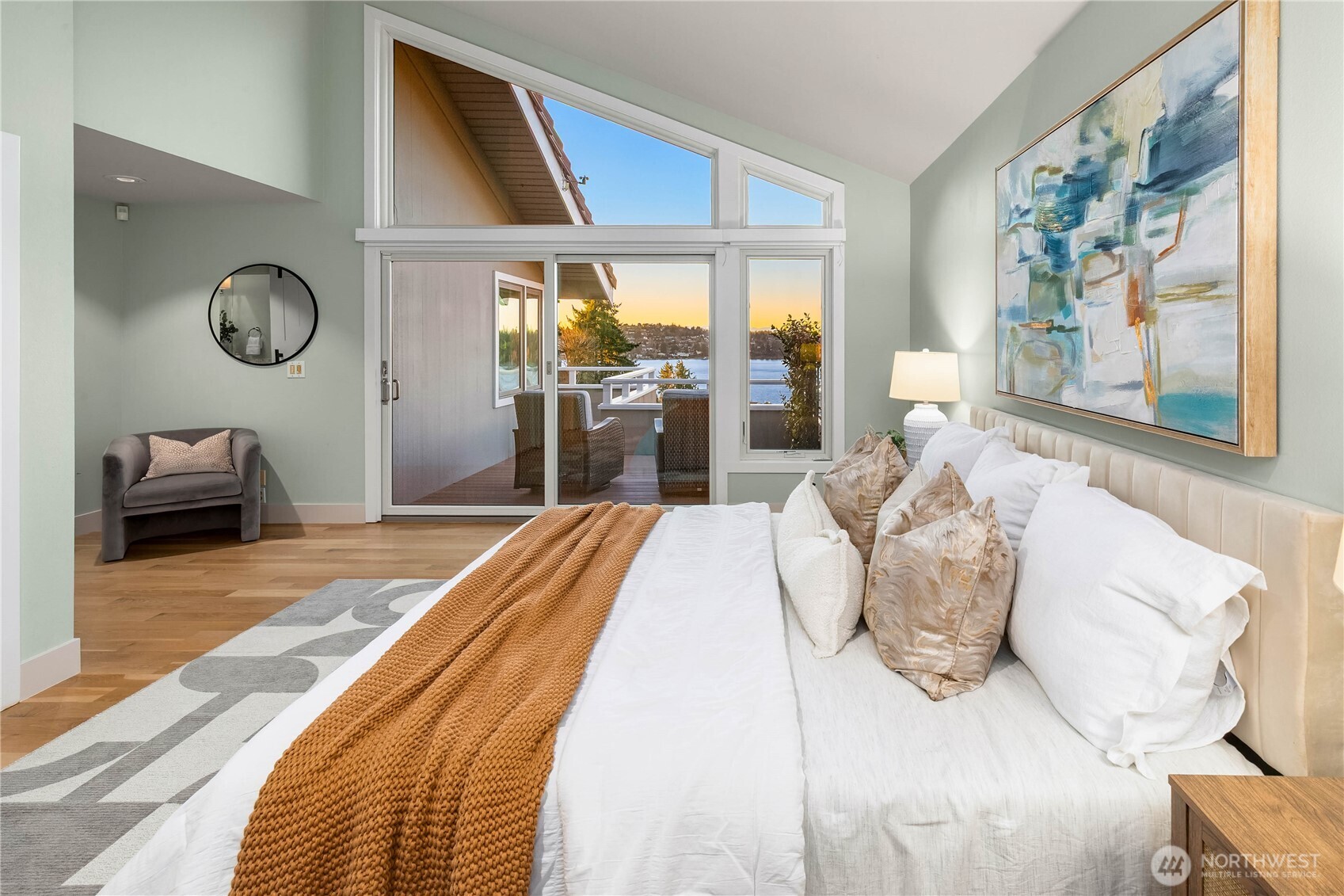 7580 SE 71st Street , Mercer Island, WA 98040