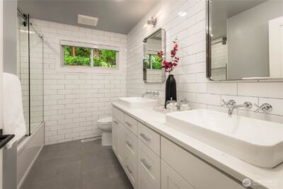 7580 SE 71st Street , Mercer Island, WA 98040 - Photo 28