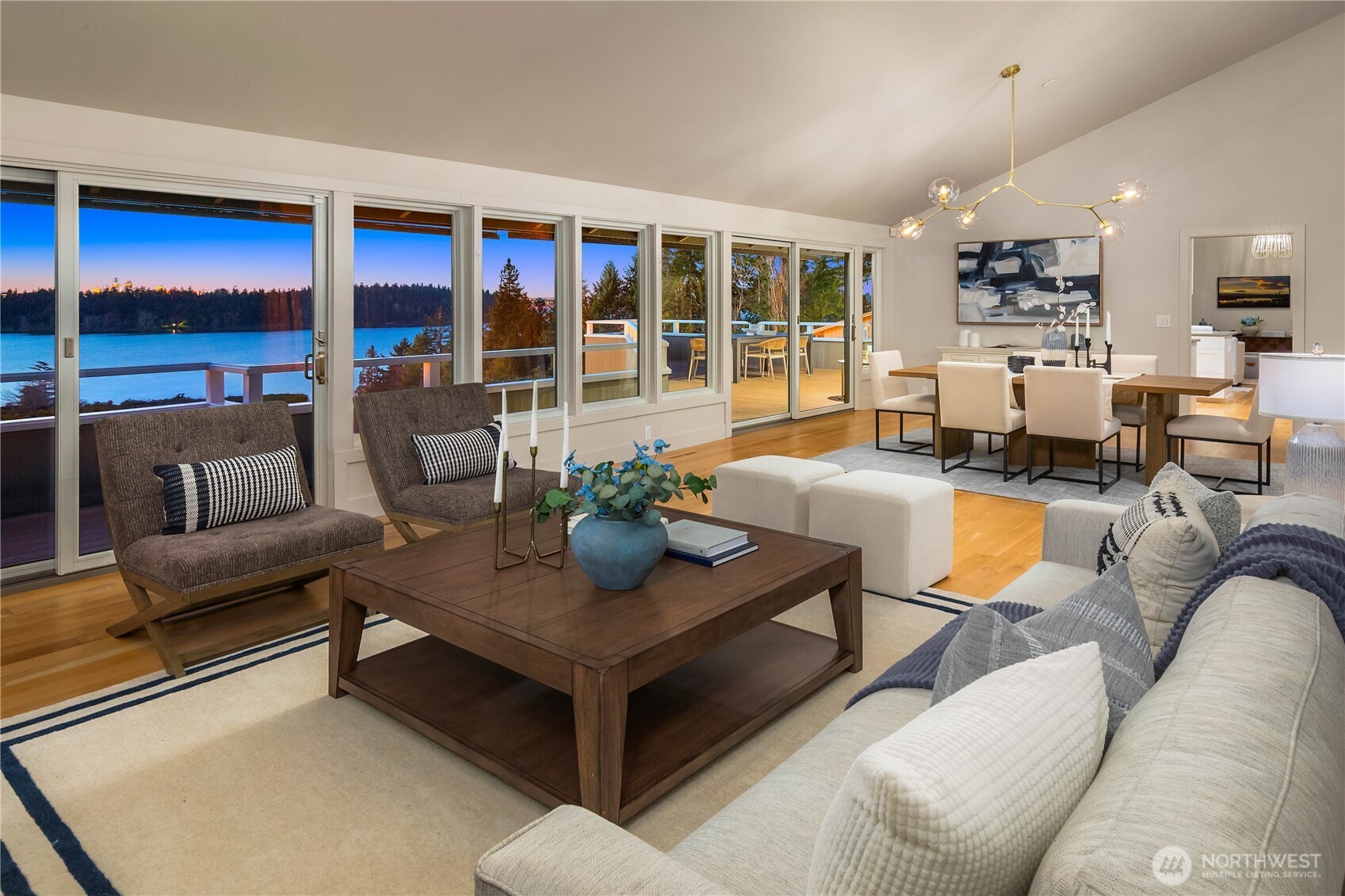 7580 SE 71st Street , Mercer Island, WA 98040