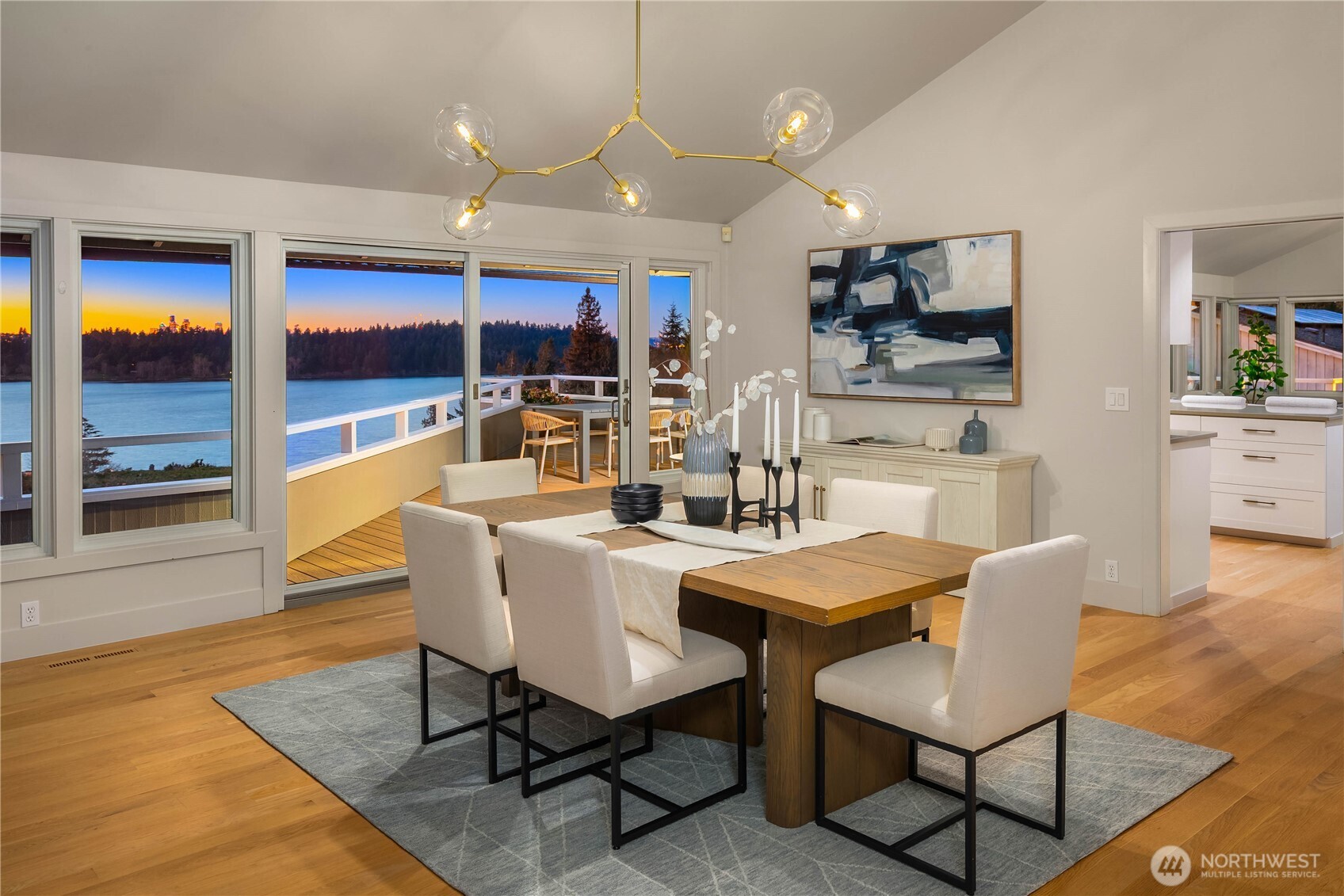 7580 SE 71st Street , Mercer Island, WA 98040