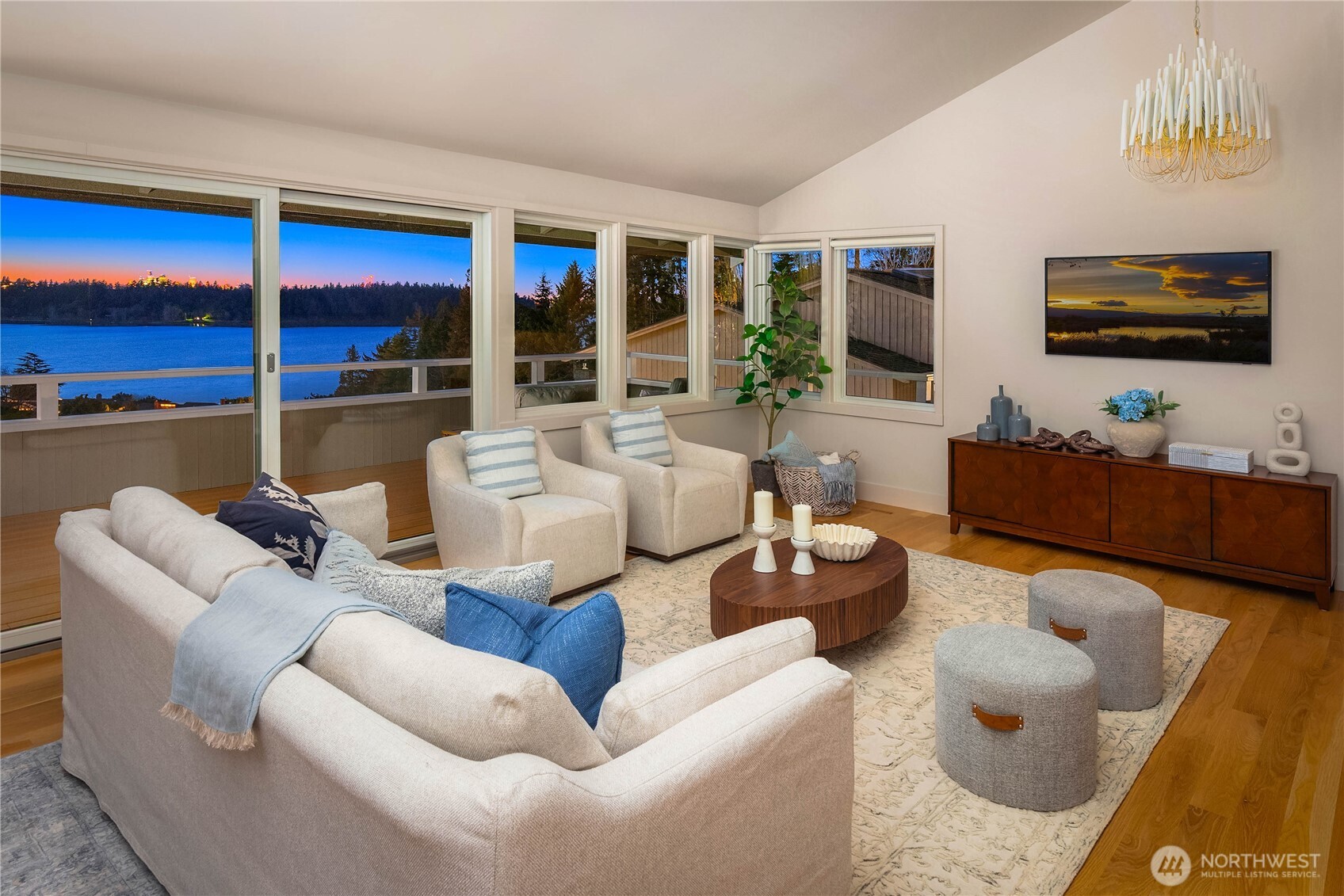 7580 SE 71st Street , Mercer Island, WA 98040