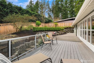 10617 SE 18th Street , Bellevue, WA 98004-7138 - Photo 33