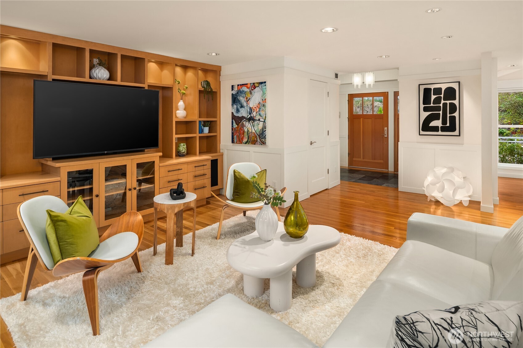 10617 SE 18th Street , Bellevue, WA 98004-7138