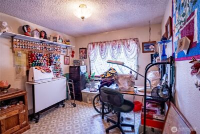 213 Davis Ave. , Brewster, WA 98812 - Photo 17