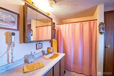 213 Davis Ave. , Brewster, WA 98812 - Photo 18