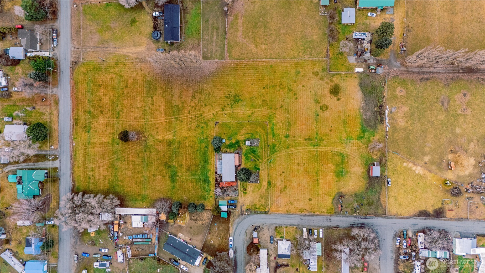 213 Davis Ave. , Brewster, WA 98812