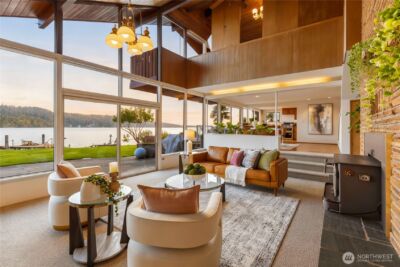 14026 Riviera Place NE, Seattle, WA 98125 - Photo 2