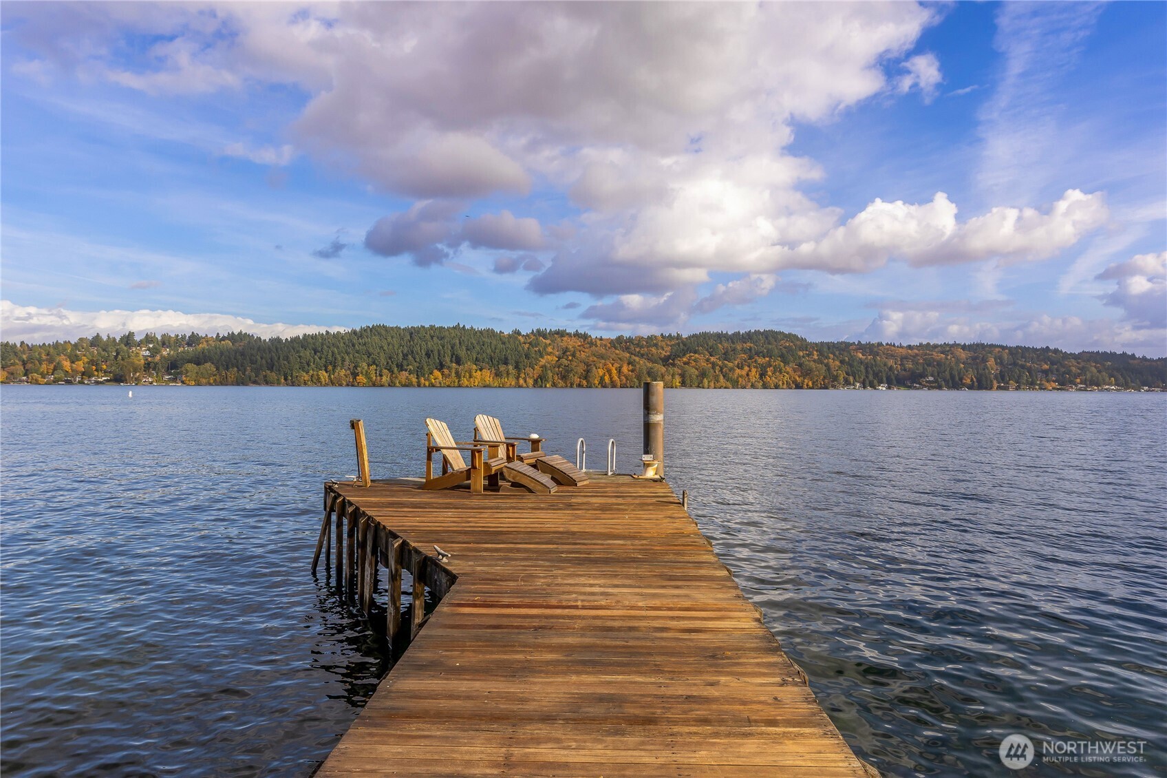 14026 Riviera Place NE, Seattle, WA 98125