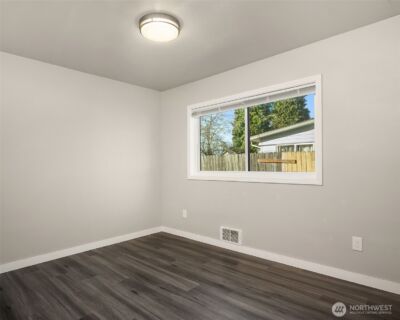 803 Dayton Avenue NE, Renton, WA 98056-3640 - Photo 11