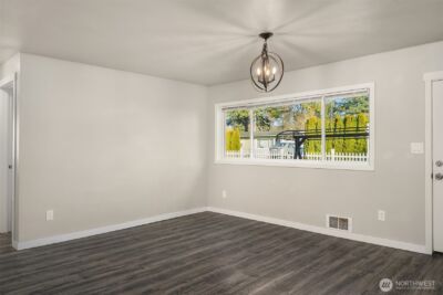 803 Dayton Avenue NE, Renton, WA 98056-3640 - Photo 3