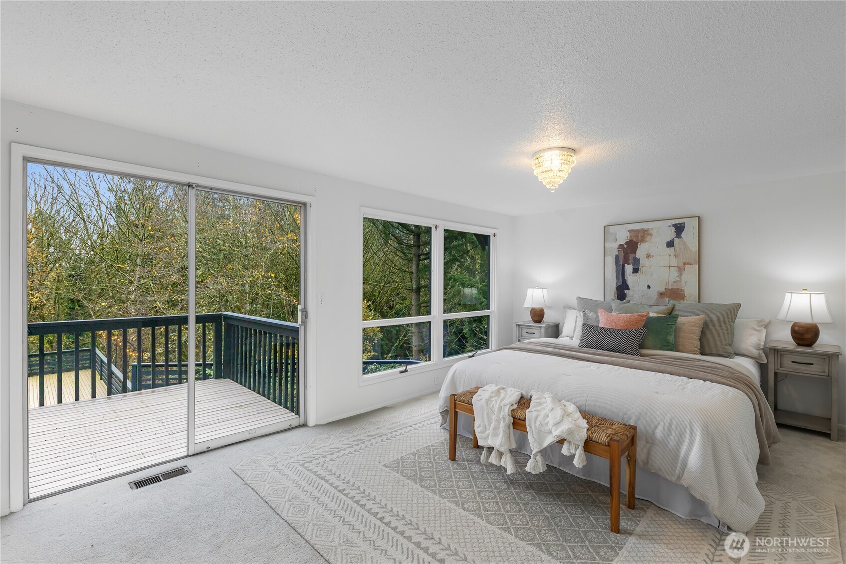 16521 NE 1st Place , Bellevue, WA 98008