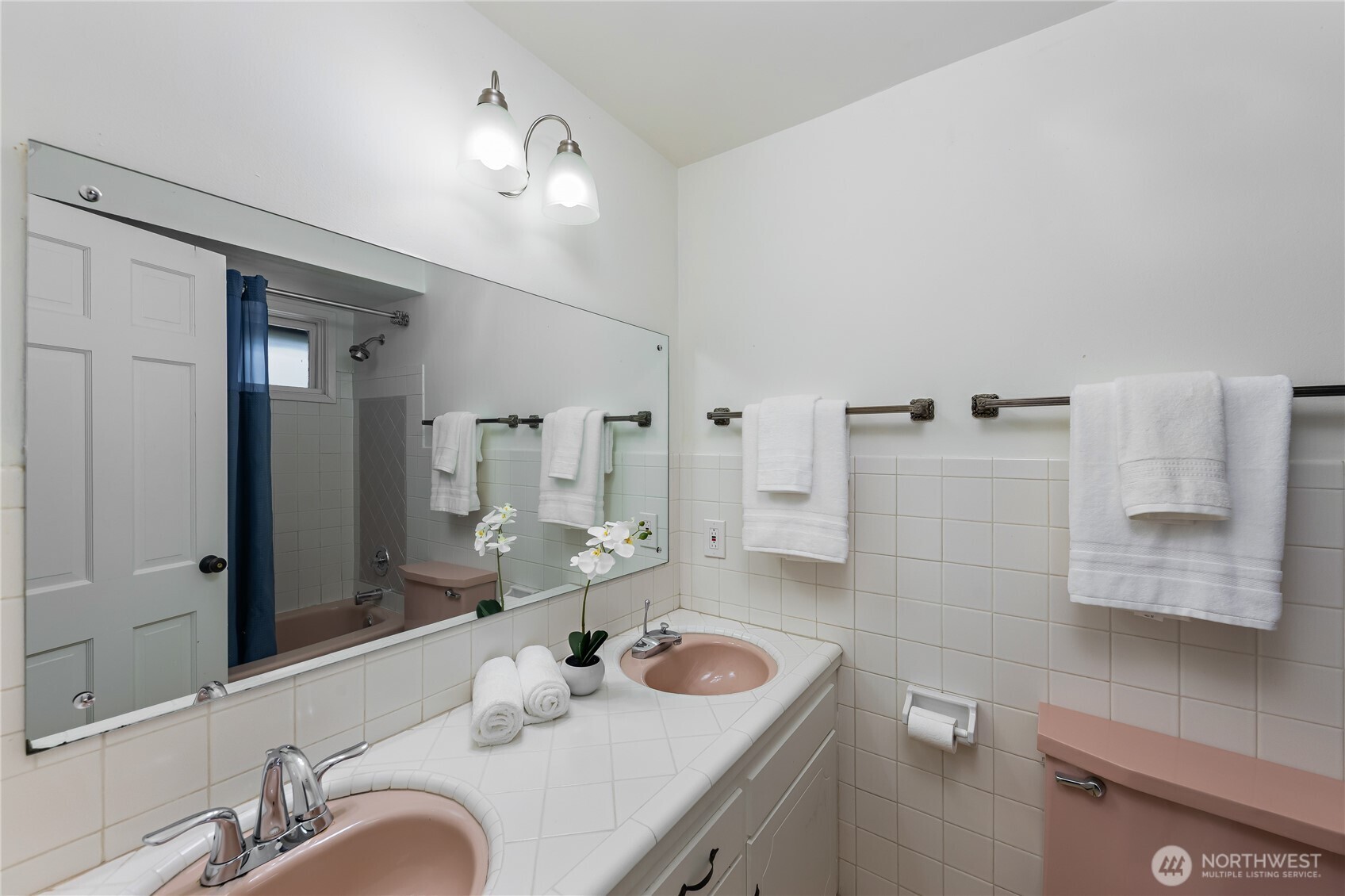 16521 NE 1st Place , Bellevue, WA 98008