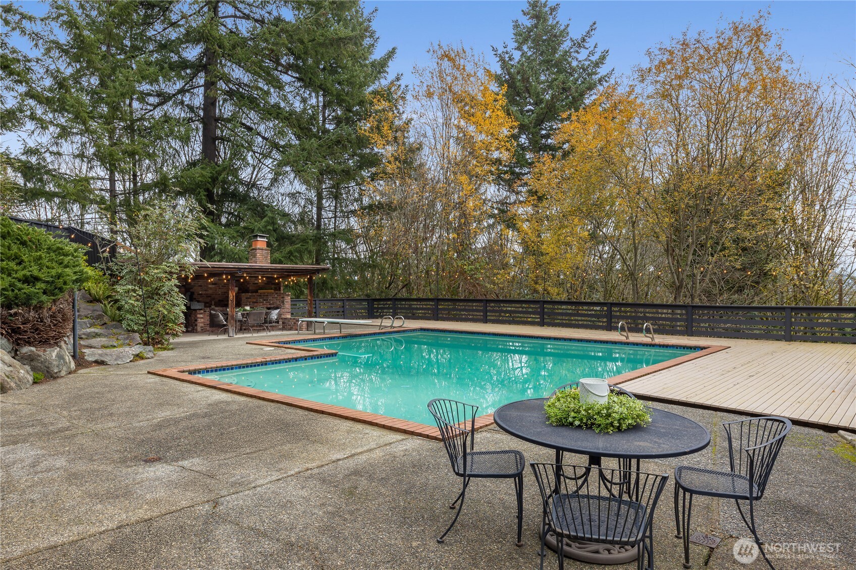 16521 NE 1st Place , Bellevue, WA 98008