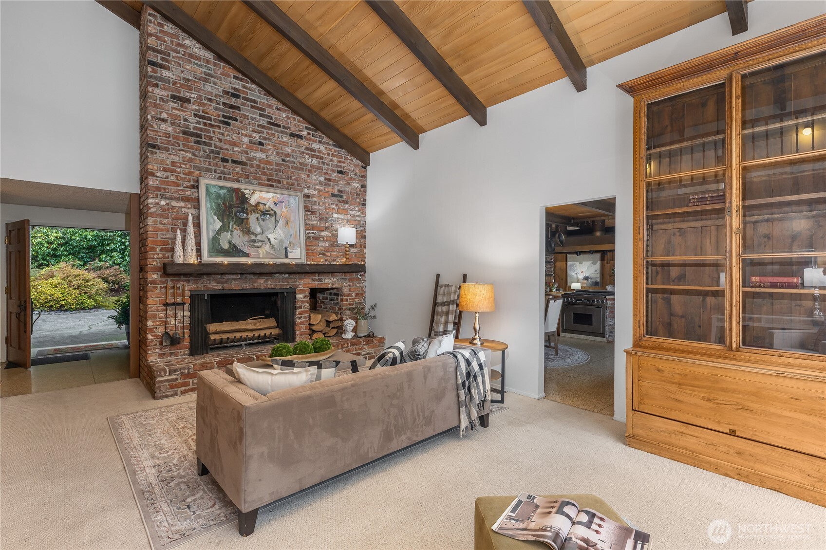 16521 NE 1st Place , Bellevue, WA 98008