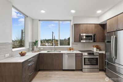 3070 SW Avalon Way #A, Seattle, WA 98126 - Photo 4