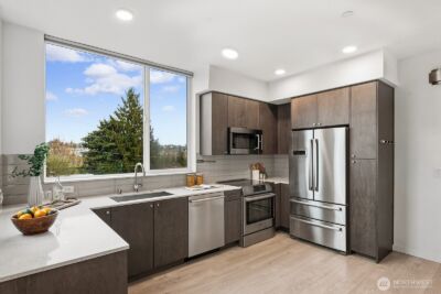 3070 SW Avalon Way #A, Seattle, WA 98126 - Photo 5