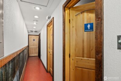 201 W Pennsylvania Avenue , Roslyn, WA 98941 - Photo 18