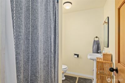 201 W Pennsylvania Avenue , Roslyn, WA 98941 - Photo 25