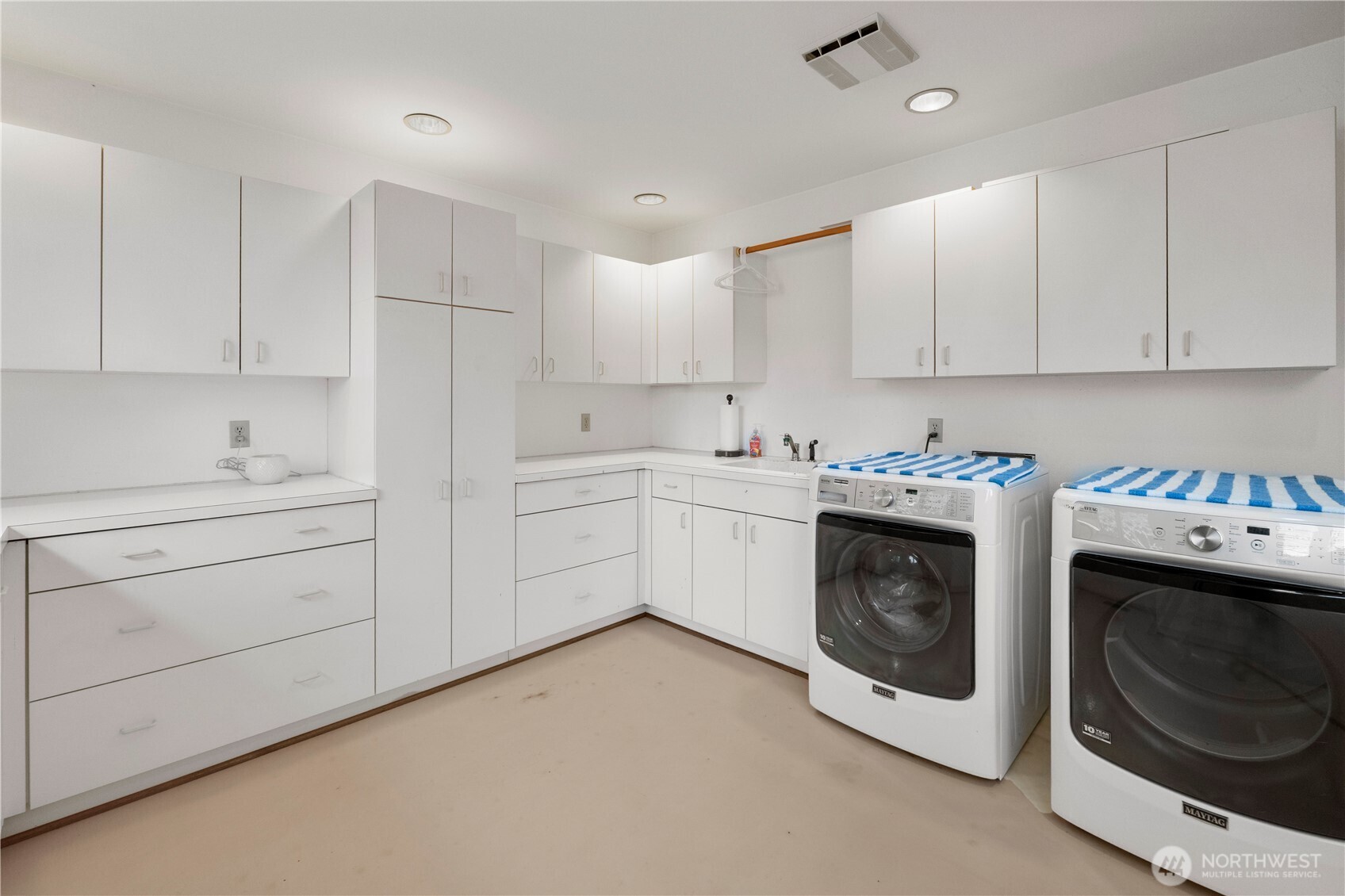 6209 53rd Street Ct W, University Place, WA 98467