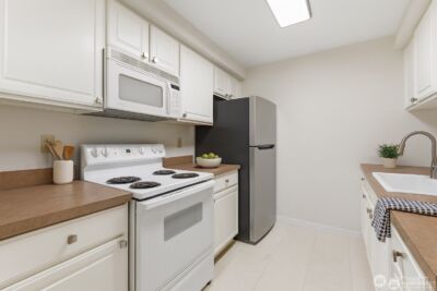 132 NE 95th Street #B309, Seattle, WA 98115 - Photo 6