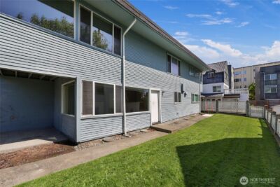 223 W Kinnear Place , Seattle, WA 98119-3730 - Photo 24