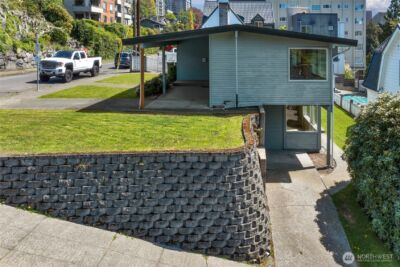 223 W Kinnear Place , Seattle, WA 98119-3730 - Photo 7