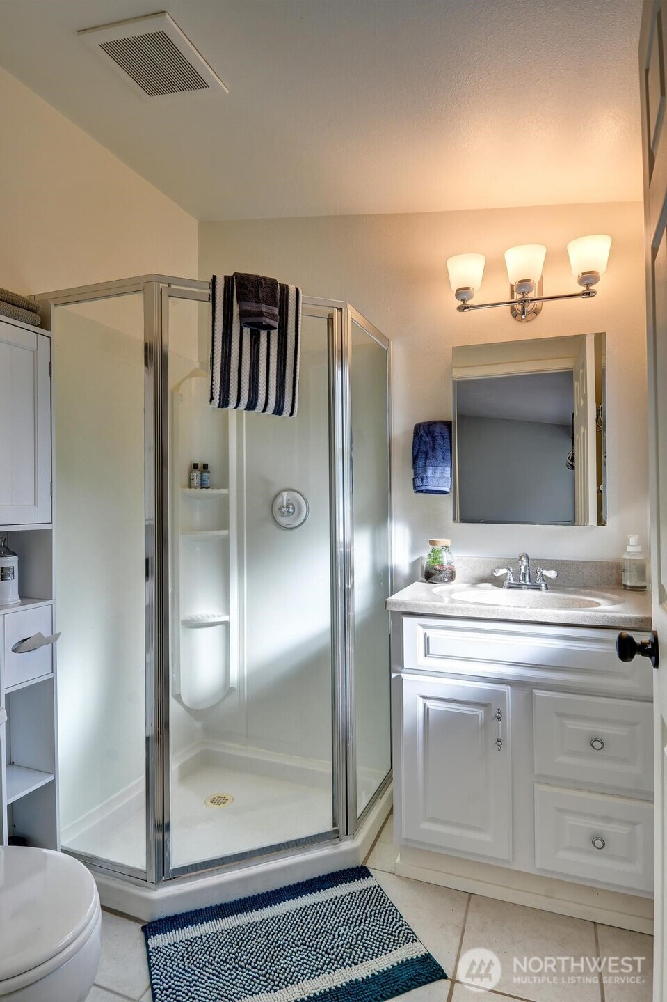 8415 238th Street SW, Edmonds, WA 98026-8938