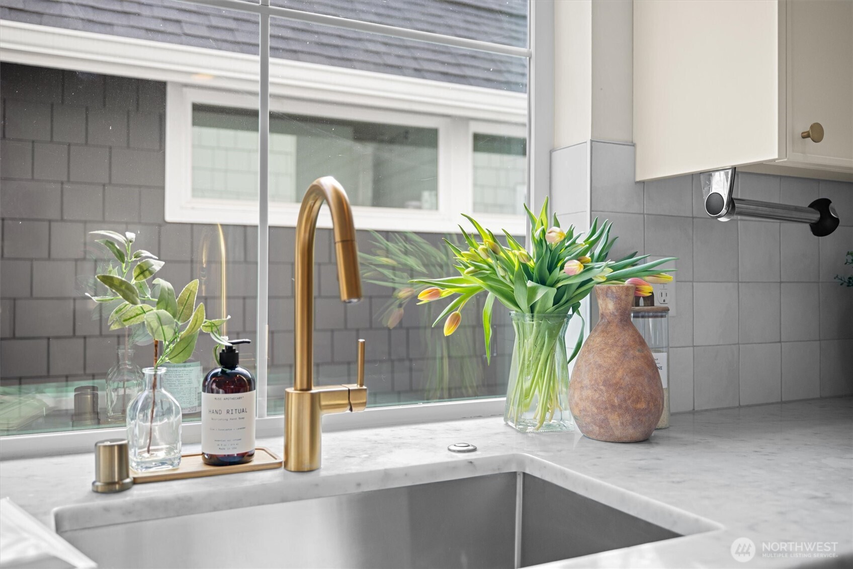 2815 E Denny Way #B, Seattle, WA 98122