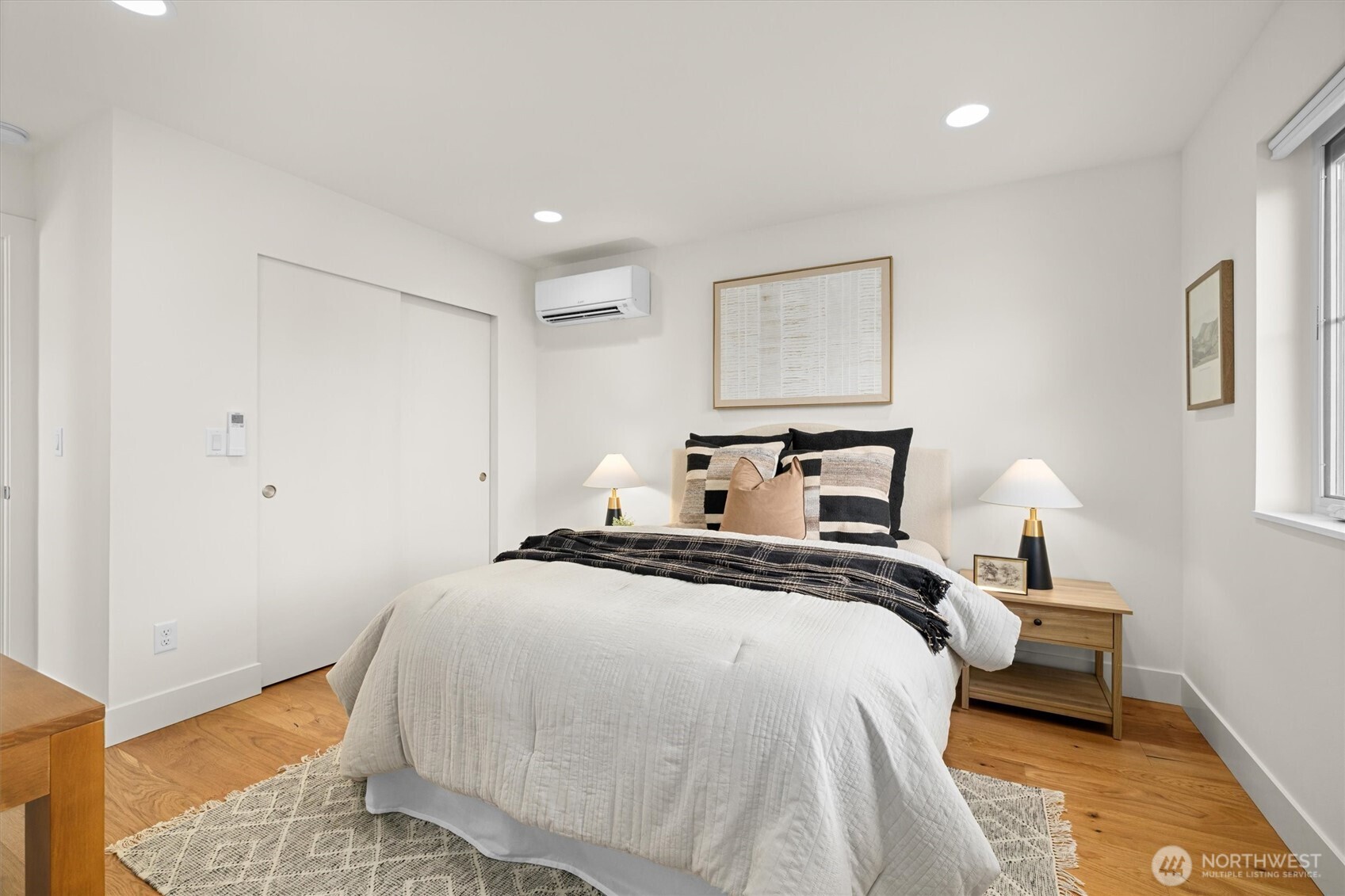 2815 E Denny Way #B, Seattle, WA 98122