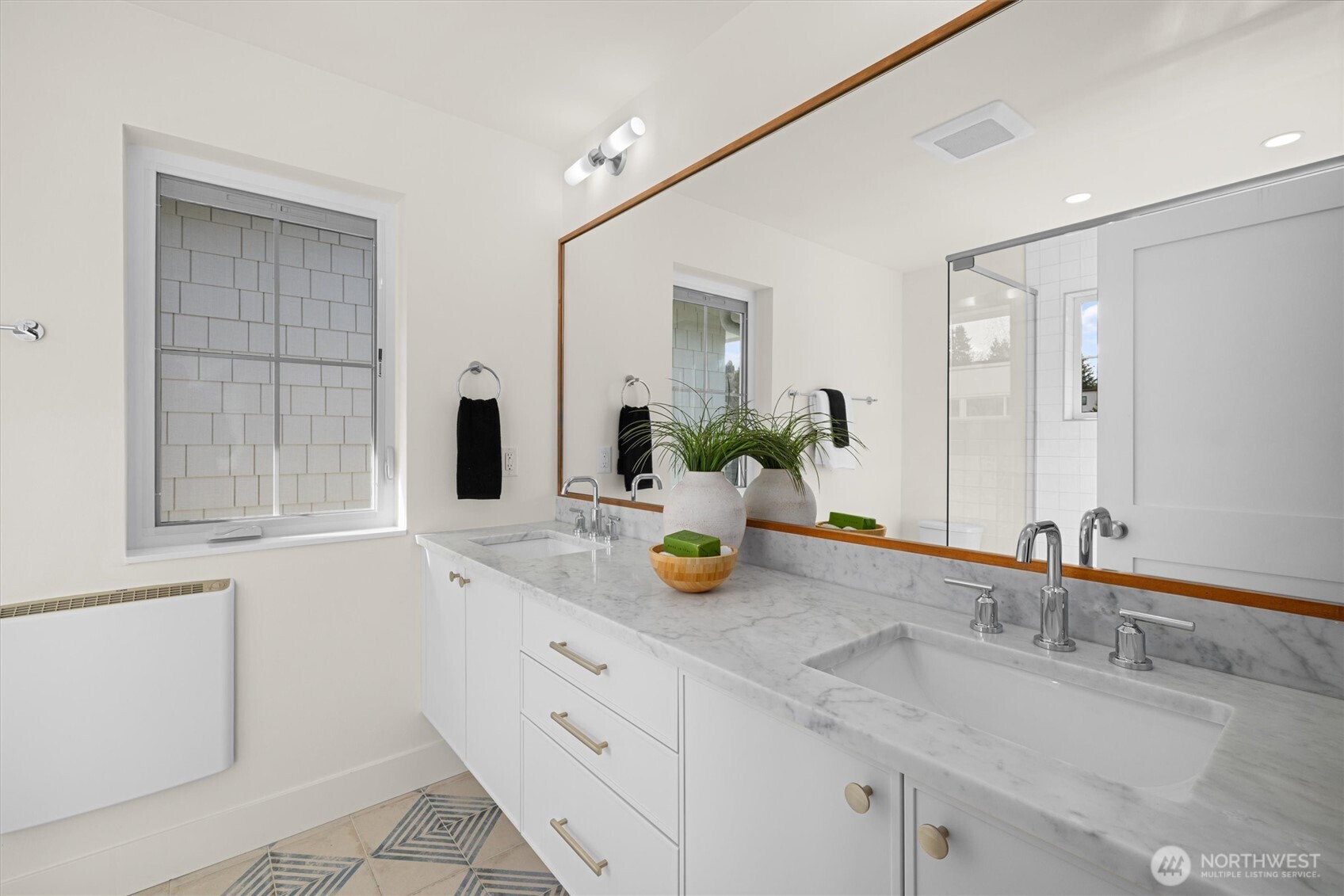 2815 E Denny Way #B, Seattle, WA 98122