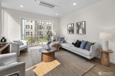 318 B Bellevue Avenue E, Seattle, WA 98102 - Photo 4