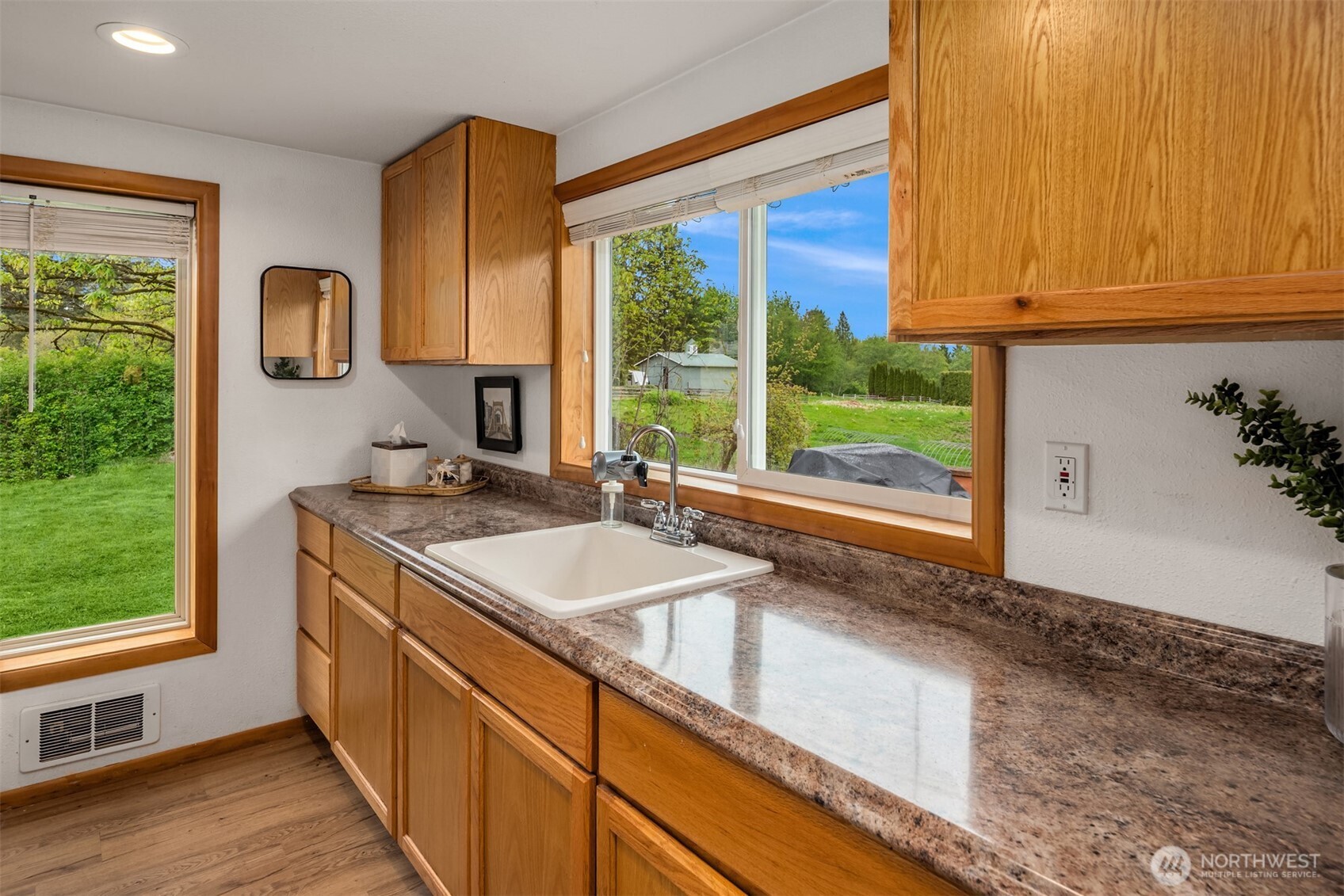 16009 Broadway Avenue , Snohomish, WA 98296