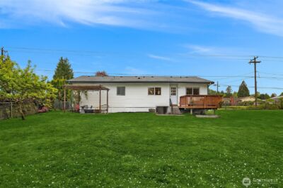 16009 Broadway Avenue , Snohomish, WA 98296 - Photo 29