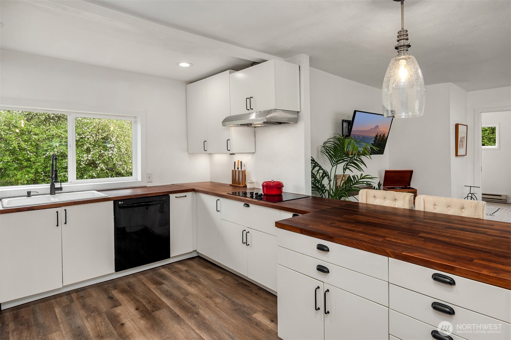 16009 Broadway Avenue , Snohomish, WA 98296