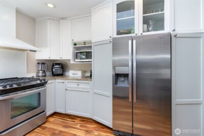 2726 Pioneer Way E, Tacoma, WA 98404-5330 - Photo 14