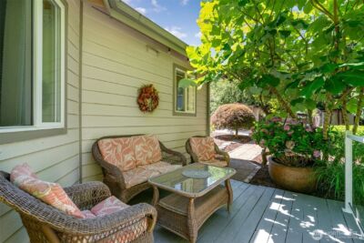 2726 Pioneer Way E, Tacoma, WA 98404-5330 - Photo 2