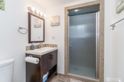 2726 Pioneer Way E, Tacoma, WA 98404-5330 - Photo 32