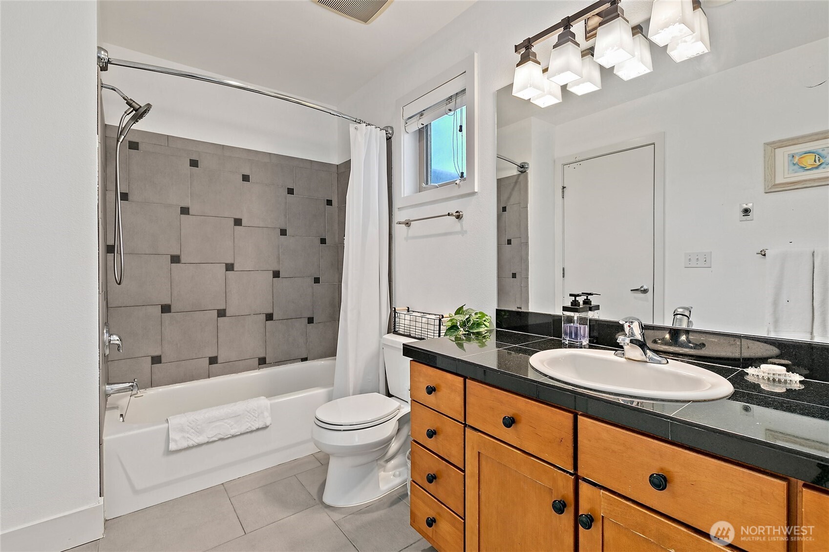 116 13th Avenue , Seattle, WA 98122