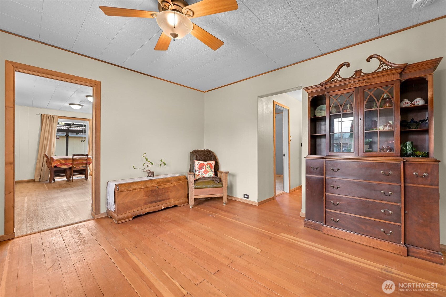 218 Evergreen Street , Mount Vernon, WA 98273