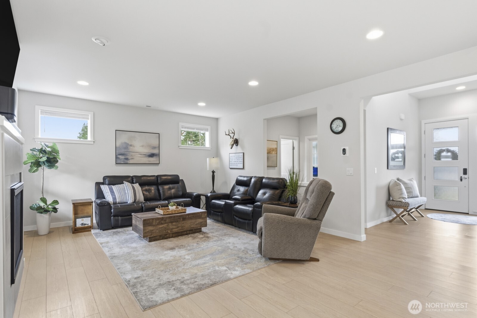 8315 56th Avenue NE, Lacey, WA 98516