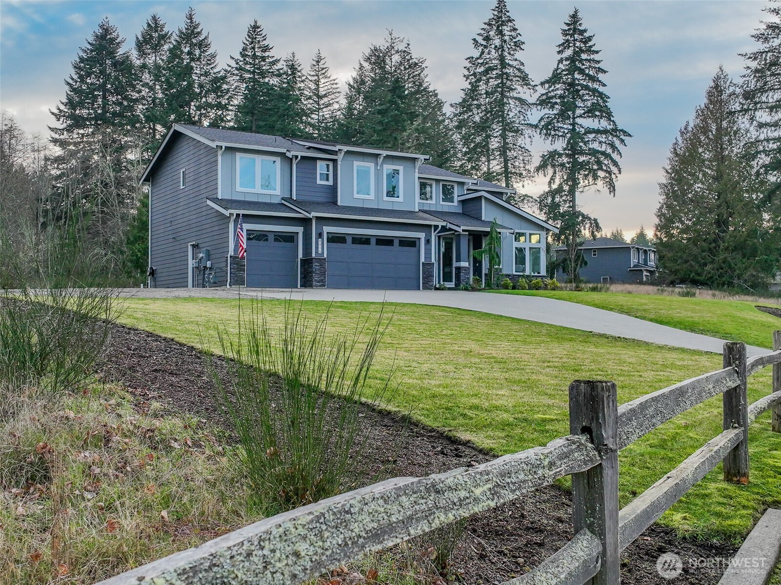 8315 56th Avenue NE, Lacey, WA 98516