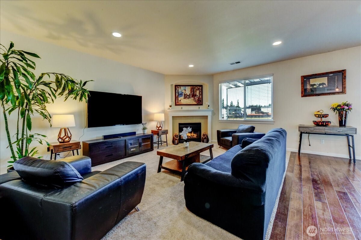 8007 230th Street Ct E, Graham, WA 98338