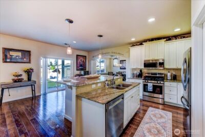 8007 230th Street Ct E, Graham, WA 98338 - Photo 6