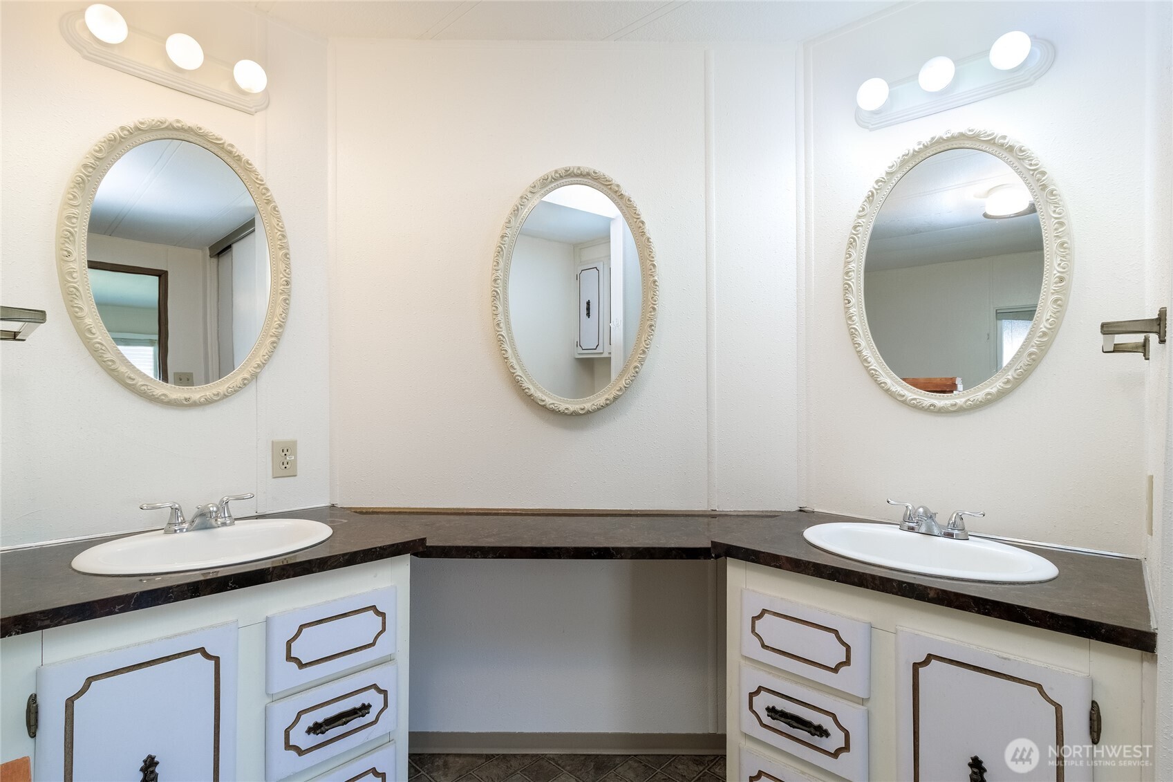 826 SE Scenic View Drive , College Place, WA 99324