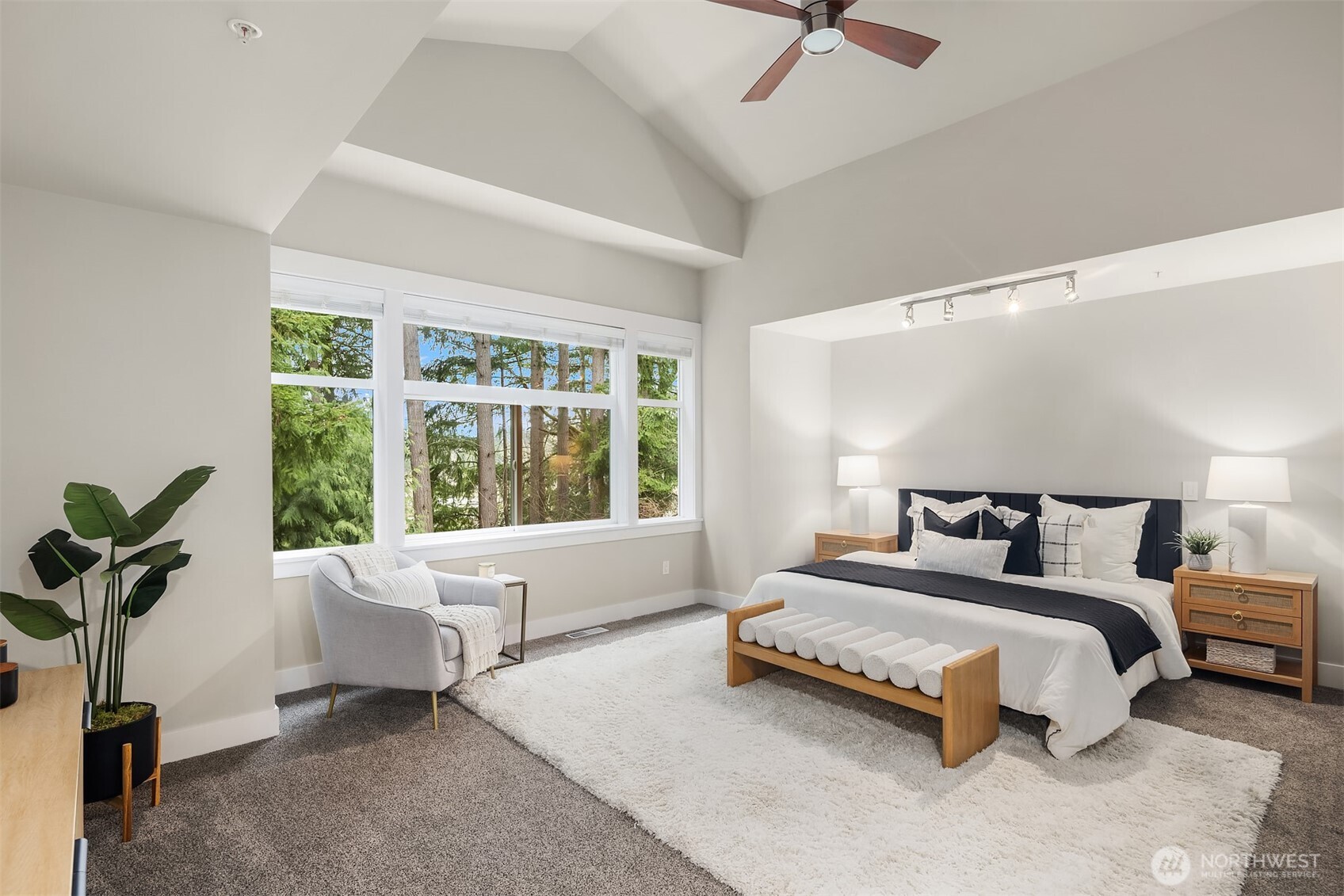 900 228th Avenue NE #1C, Sammamish, WA 98074-5804