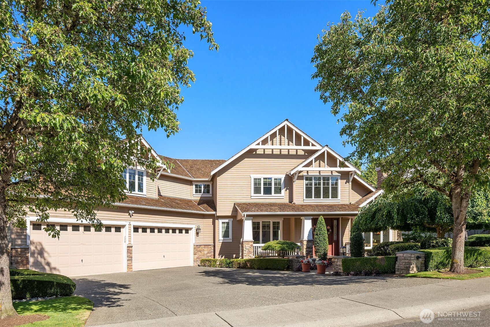 2146 277th Avenue SE, Sammamish, WA 98075