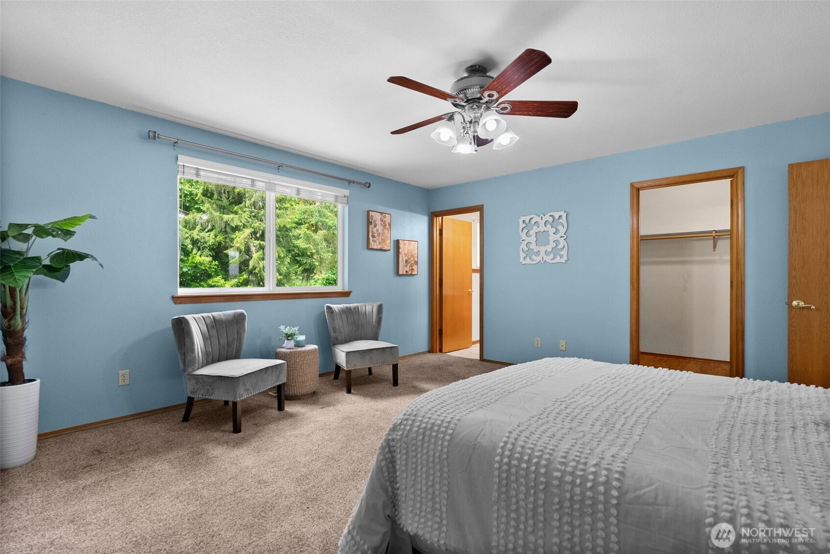 7207 Lakeside St SW , Olympia, WA 98512