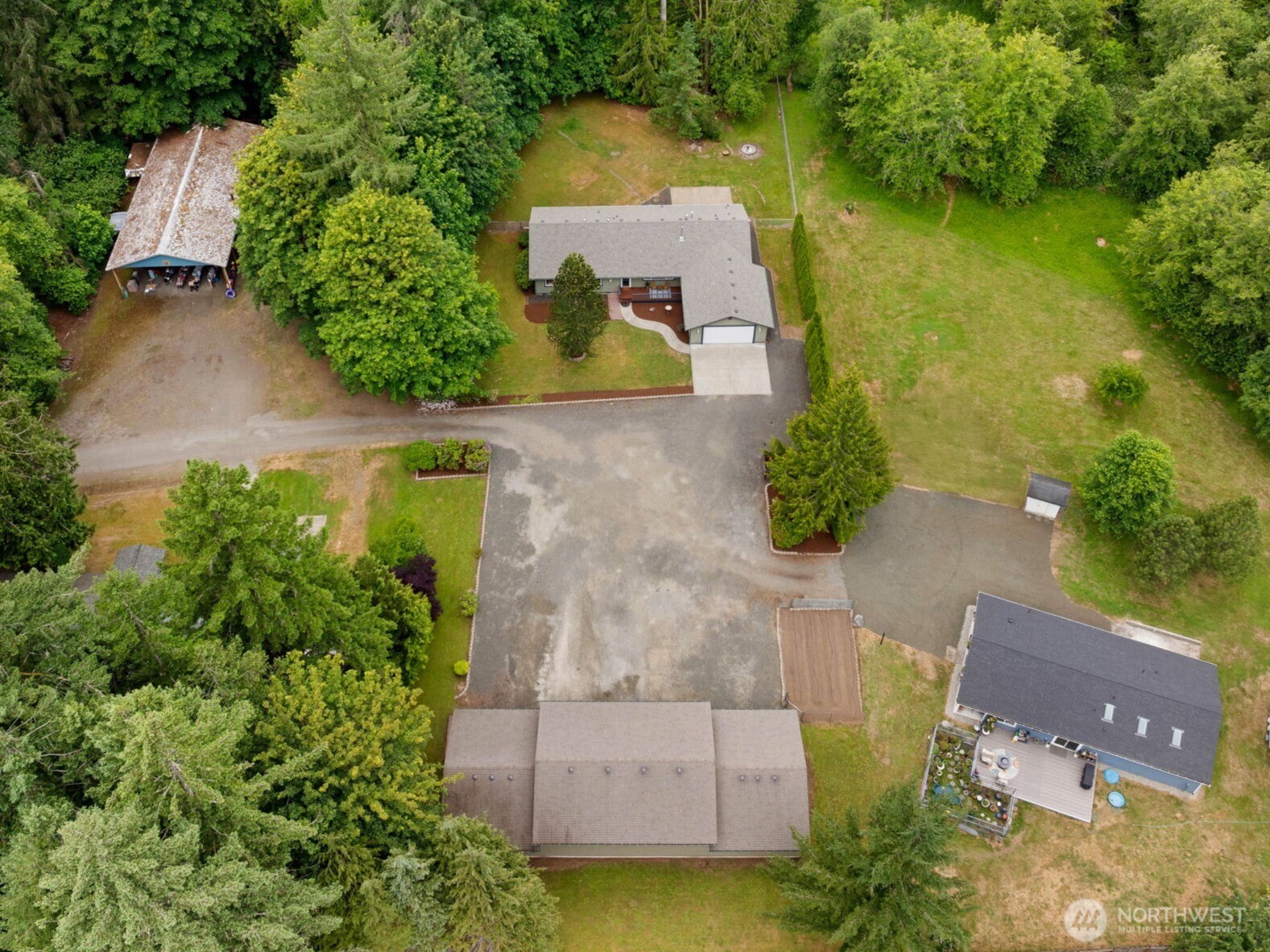 7207 Lakeside St SW , Olympia, WA 98512